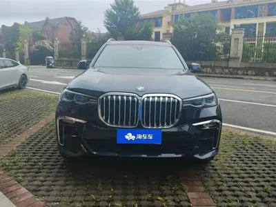 BMW X7 2022, 77500 км, за 476800 CNY