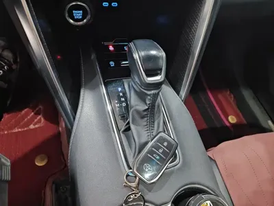 Toyota Venza 2022, 41100 км, за 128699 CNY - фото 7