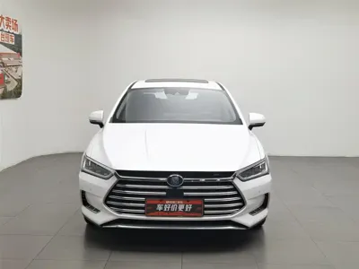 BYD Qin Pro NEV 2019, 33400 км, за 35800 CNY
