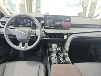 Toyota Camry 2024, 20400 км, за 126800 CNY - фото 6