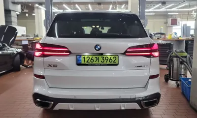 BMW X5 2026, 31684 км, за 101000000 KRW