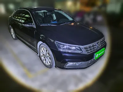 Volkswagen Passat 2016, 136100 км, за 51302.76 CNY