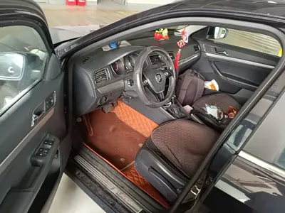 Volkswagen Lavida 2018, 83200 км, за 37300 CNY - фото 16