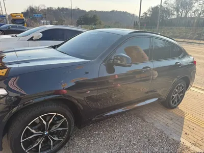 BMW X4 2024, 20000 км, за 60100000 KRW - фото 2