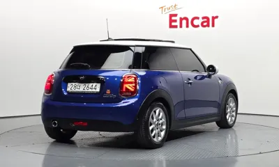 MINI Cooper 2019, 51361 км, за 15900000 KRW