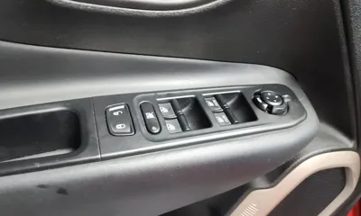 Jeep Renegade 2017, 66245 км, за 9700000 KRW - фото 33