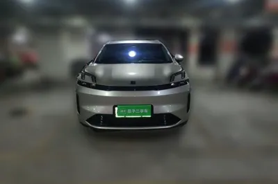 Lynk & Co 08 EM-P 2023, 40500 км, за 117203.79 CNY