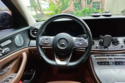 Mercedes-Benz E-Class 2020, 109100 км, за 180540.47 CNY - фото 10