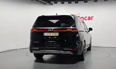 Kia Canival 2023, 71653 км, за 31500000 KRW