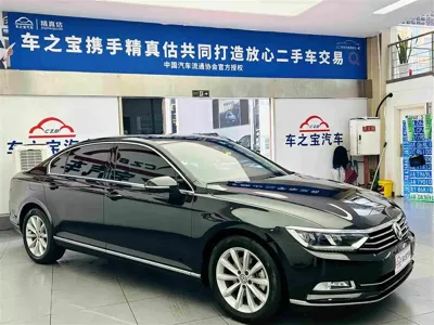 Volkswagen Magotan 2019, 99000 км, за 74800 CNY