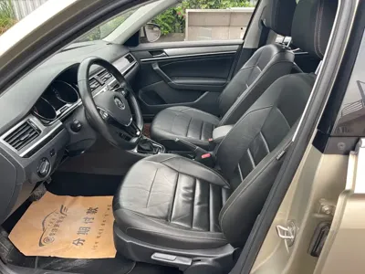 Volkswagen Bora 2018, 140800 км, за 39800 CNY - фото 14