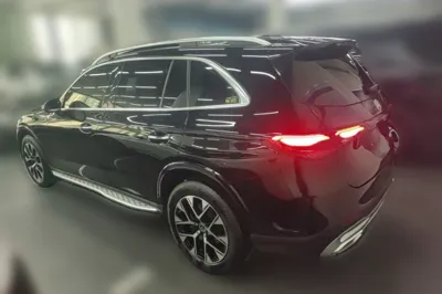 Mercedes-Benz GLC 2023, 40100 км, за 271198.19 CNY