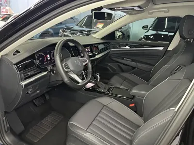 Volkswagen Passat 2022, 22000 км, за 107000 CNY - фото 8