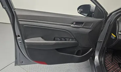 Hyundai Avante 2016, 72038 км, за 8700000 KRW - фото 24