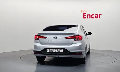 Hyundai Avante 2019, 39813 км, за 10600000 KRW