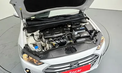 Hyundai Avante 2018, 125876 км, за 9800000 KRW - фото 6