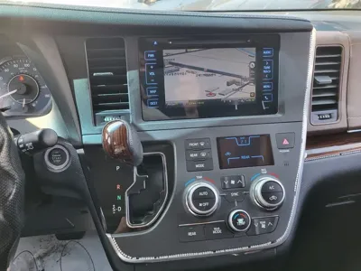 Toyota Sienna 2017, 127472 км, за 17800000 KRW - фото 6