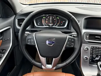 Volvo S60 2017, 86000 км, за 56800 CNY - фото 8