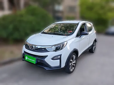 BYD Yuan · 2017 год