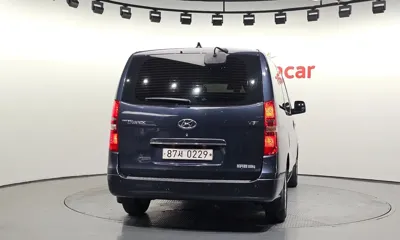 Hyundai Starex 2018, 150627 км, за 9900000 KRW