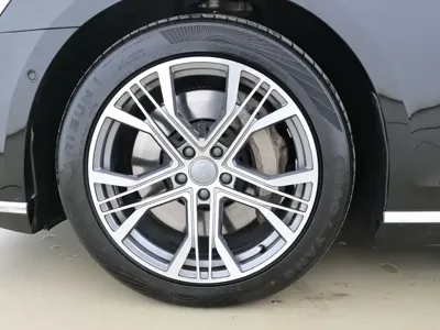 Audi A8 2019, 158000 км, за 278000 CNY - фото 11