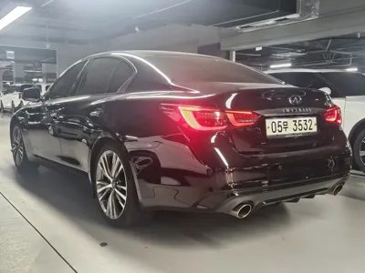Infiniti Q50 2018, 104480 км, за 17000000 KRW
