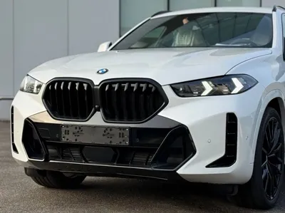 BMW X6 2026, 6000 км, за 126810000 KRW