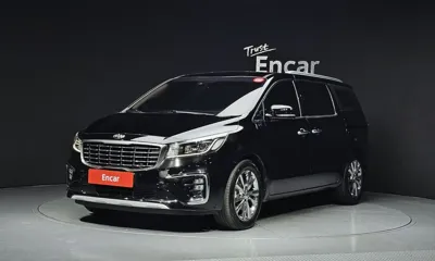 Kia Canival · 2019 год