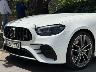Mercedes-Benz E-Class 2021, 56930 км, за 61500000 KRW