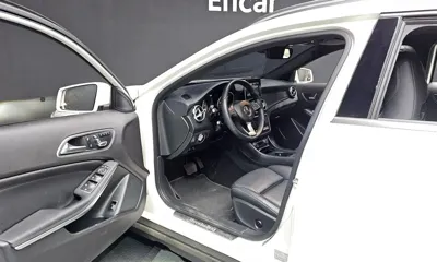 Mercedes-Benz GLA-Class 2018, 108573 км, за 15900000 KRW - фото 10
