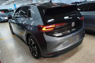 Volkswagen ID.3 2023, 38000 км, за 100616.74 CNY