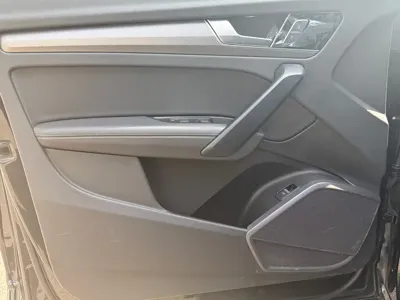 Audi Q5L 2025, 20000 км, за 200600 CNY