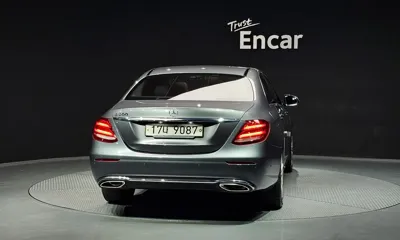 Mercedes-Benz E-Class 2018, 129608 км, за 15300000 KRW