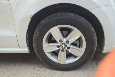 Volkswagen Polo 2016, 61100 км, за 33523.5 CNY - фото 8