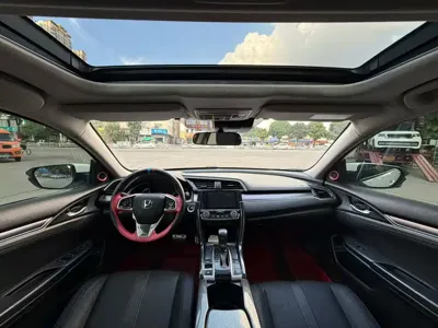 Honda Civic 2016, 110000 км, за 49800 CNY - фото 9