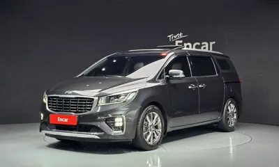 Kia Canival · 2019 год