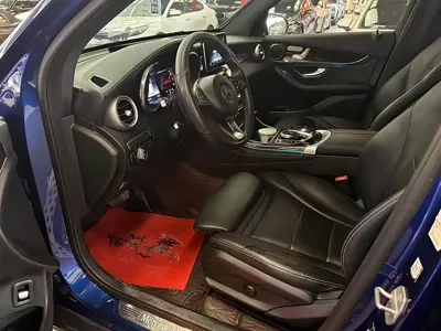 Mercedes-Benz GLC 2019, 87000 км, за 136800 CNY