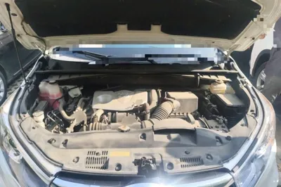 Toyota Highlander 2015, 68800 км, за 99141.58 CNY - фото 21
