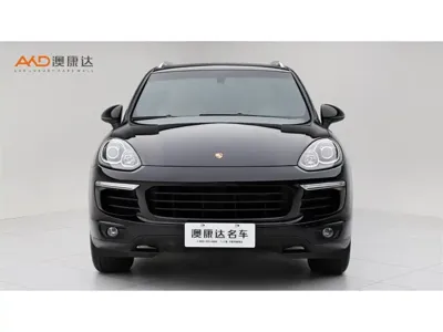 Porsche Cayenne 2017, 103000 км, за 198000 CNY