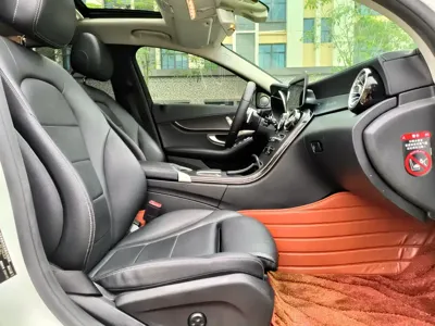 Mercedes-Benz C-Class 2020, 117000 км, за 109800 CNY - фото 8
