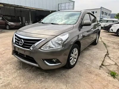 Nissan Sunny · 2015 год