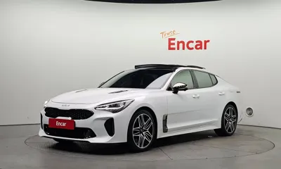 Kia Stinger · 2022 год