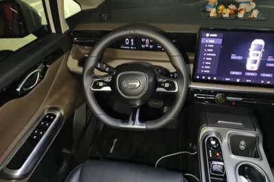 GAC Trumpchi Trumpchi E8 2024, 13500 км, за 140131.22 CNY - фото 11