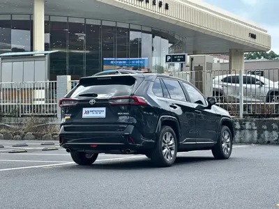 Toyota Wildlander 2024, 15000 км, за 111000 CNY - фото 4