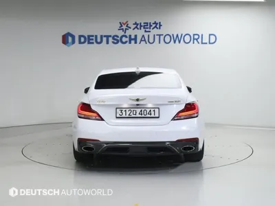 Genesis G70 2018, 104339 км, за 22000000 KRW