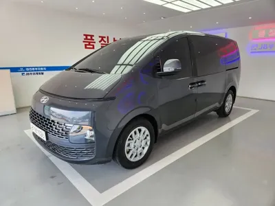 Hyundai Staria · 2022 год