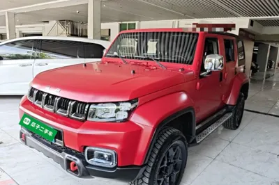 BAIC Off-Road BJ40 2023, 22599 км, за 135184.42 CNY - фото 1