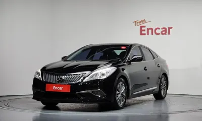 Hyundai Grandeur · 2015 год