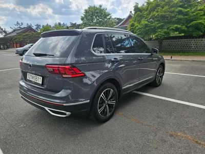 Volkswagen Tiguan 2021, 99398 км, за 27300000 KRW