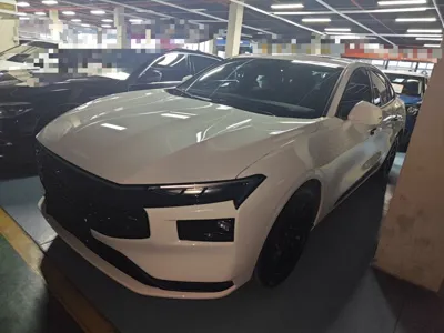 Ford Mondeo · 2025 год